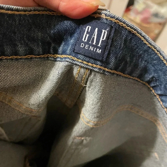 GAP WOMENS DENIM BERMUDA SHORTS - Picture 3 of 5